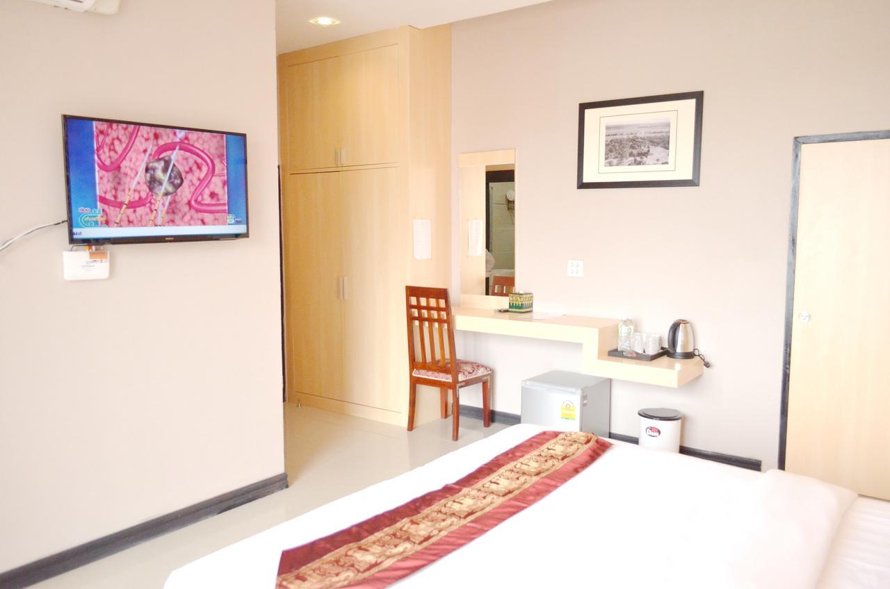 Thatluangview Hotel Vientiane Luaran gambar